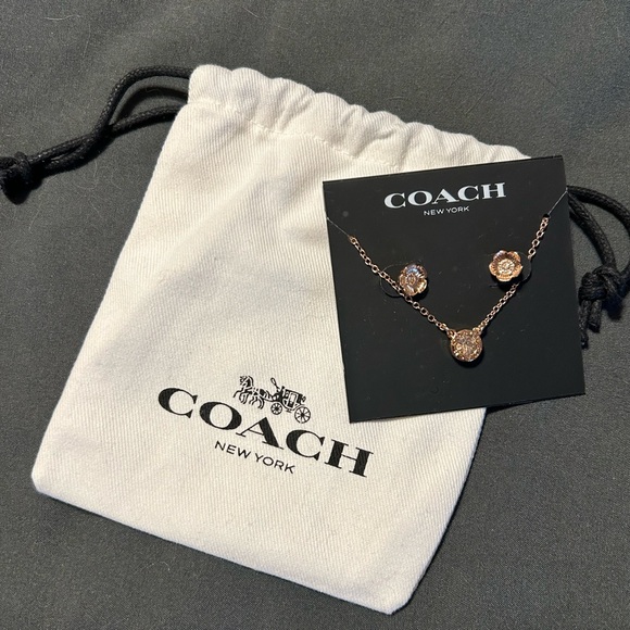 Coach Jewelry - 🩷NWT Coach open circle necklace and tea rose stud earring set